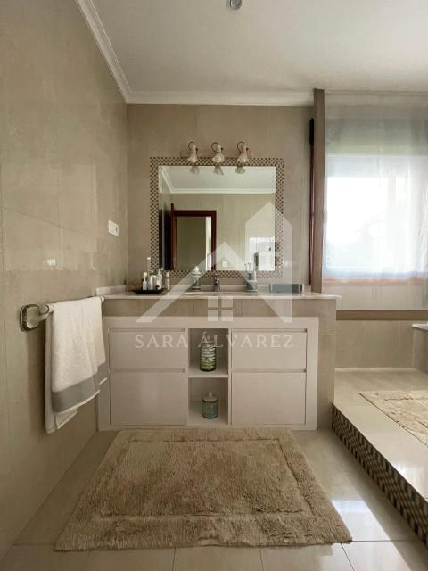 CUARTO DE BAÑO HABITACIÓN EN SUITE 3