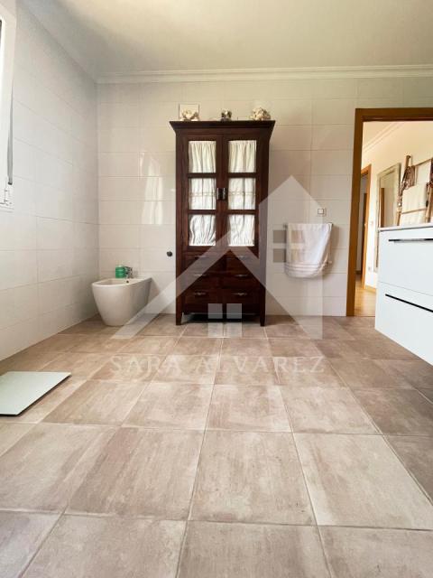 BAÑO DORMITORIO 1 (PRIMERA PLANTA)