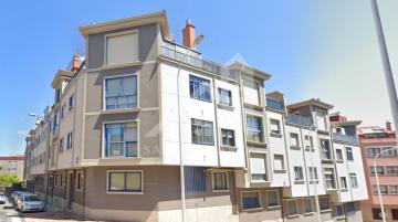 ATICO LUMINOSO  Y TODO EXTERIOR CON UNA AMPLIA TERRAZA EN AVENIDA DE VIGO