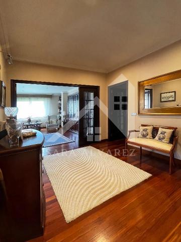 PISO CENTRICO DE CUATRO HABITACIONES EN PLAZA DE GALICIA