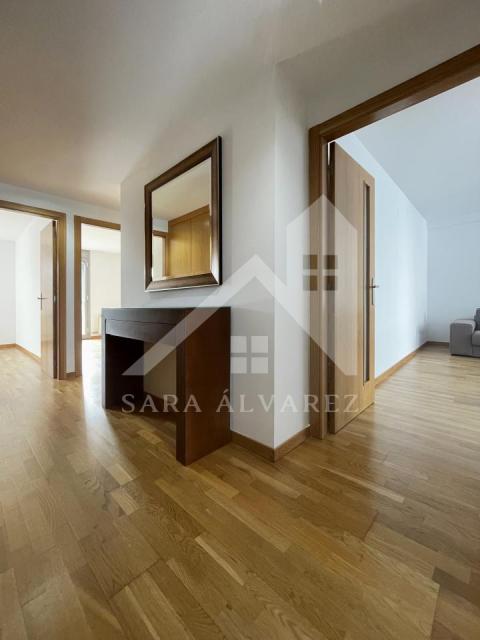 SE ALQUILA LUMINOSO PISO DE TRES HABITACIONES CON UNA ESPECTACULAR TERRAZA EN EDUARDO PONDAL